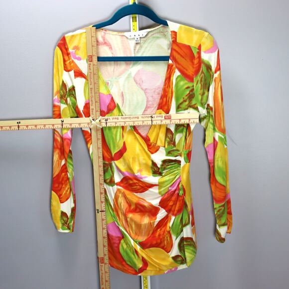 CAbi Watercolor Floral V-Neck Ruched Long Sleeve Top Size M - Picture 3 of 5